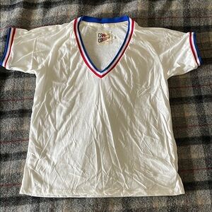 NWOT Camp Collection v neck 70s style shirt size small camp collection will tee